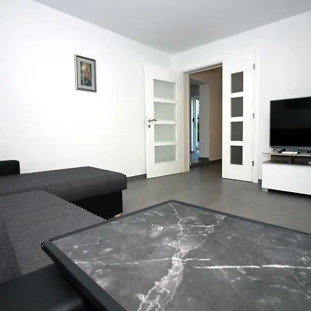 Family Friendly Apartments With A Swimming Pool Tisno, Murter - 5073 Apartment Tisno